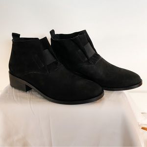 Eileen Fisher Black Suede Ankle Boots / Booties - NWT - Size 9.5